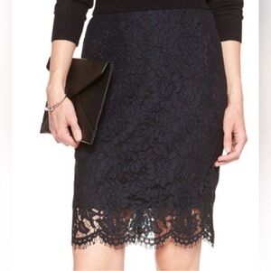 Banana Republic Factory Lace Overlay Pencil Skirt Size 2P NWT